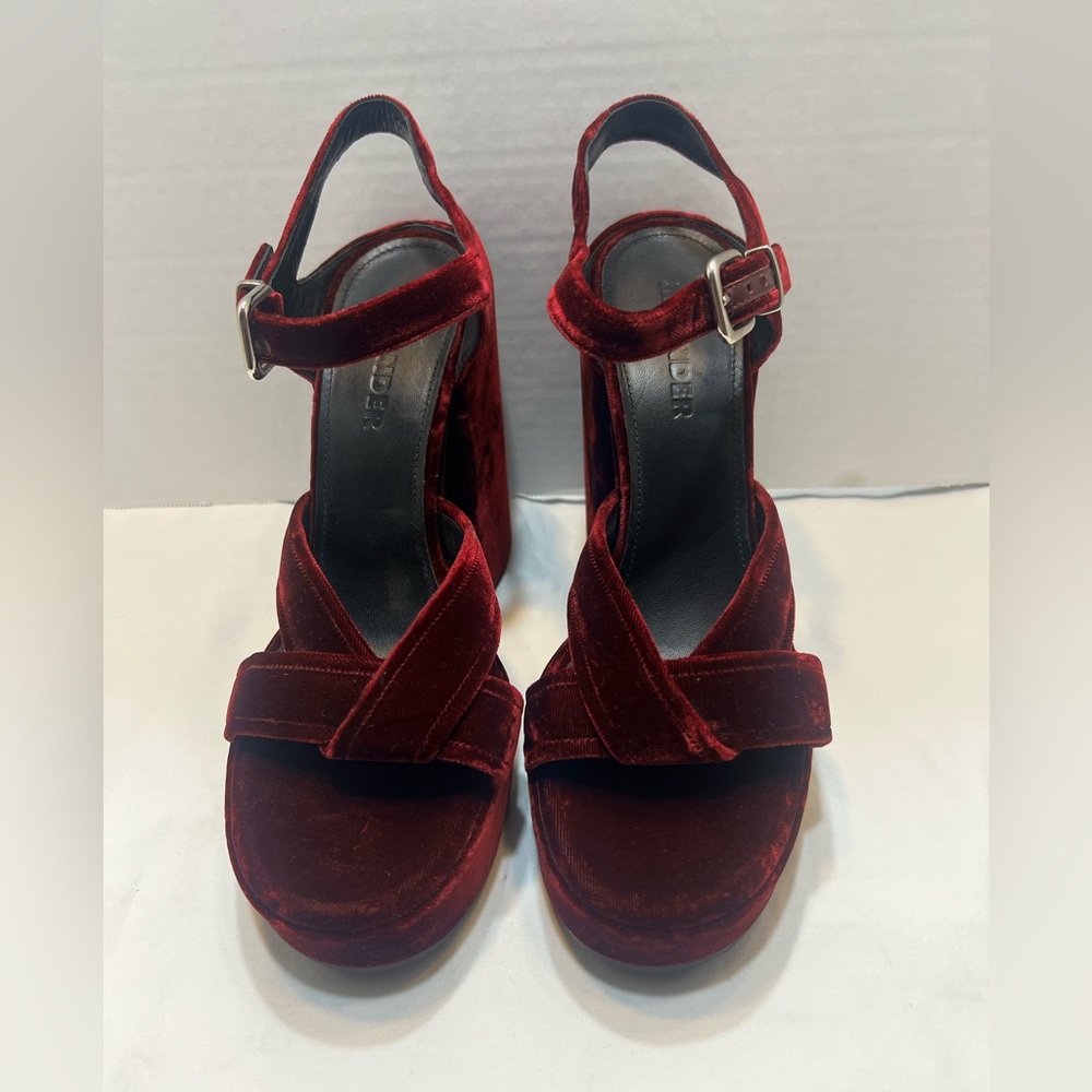JilSander Elegant Velvet Platform Women’s Sandals